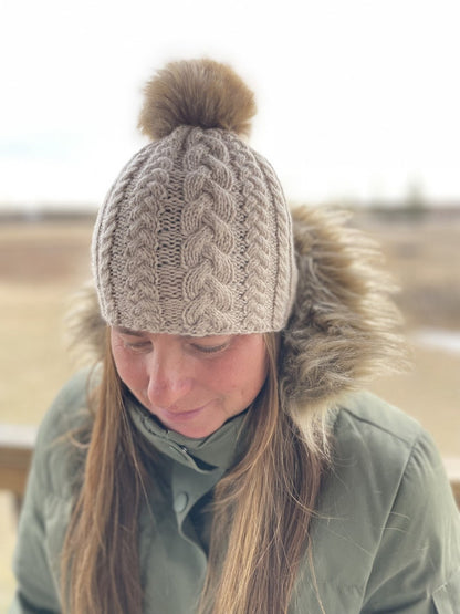 Adult cable hat knitting pattern