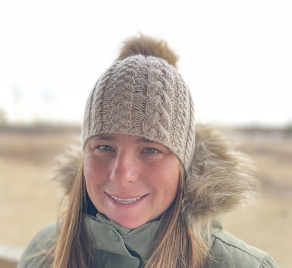 Adult cable hat knitting pattern