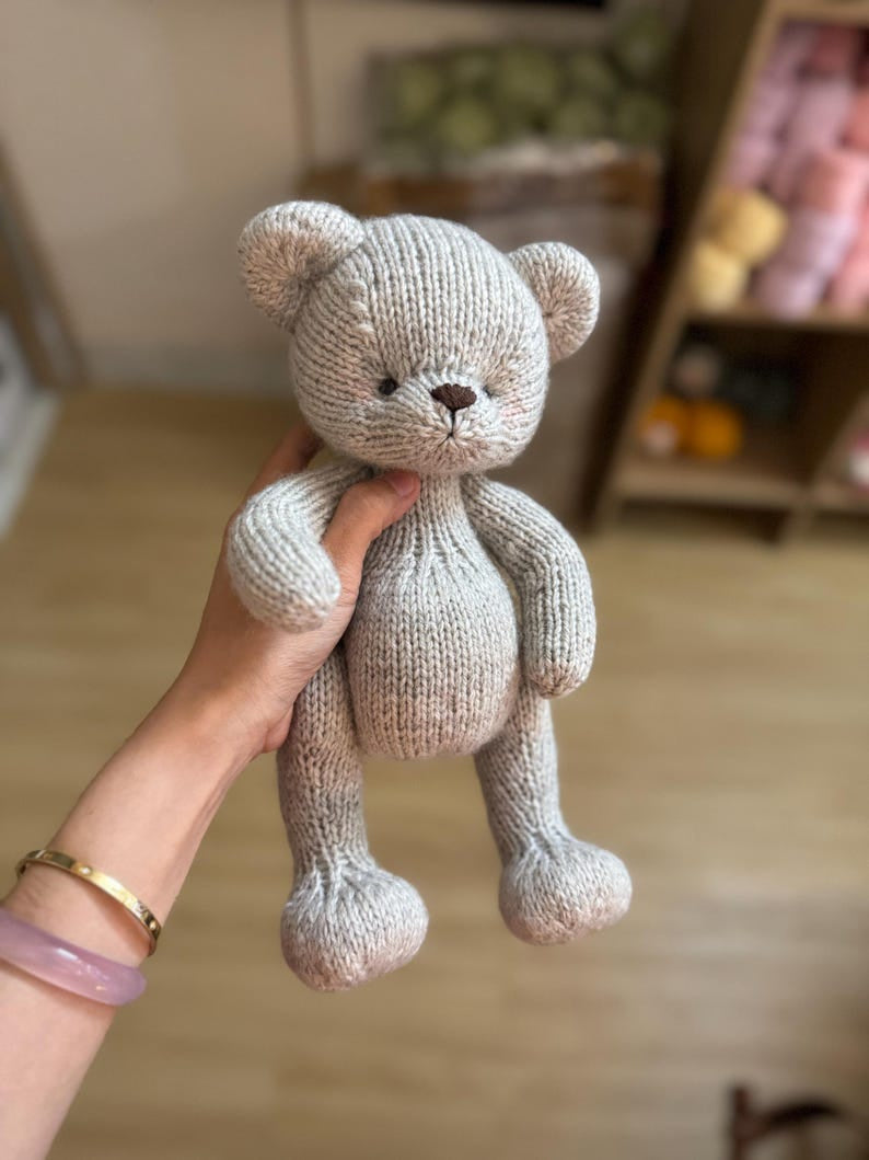 bear- ‘grey’ Knitting Pattern