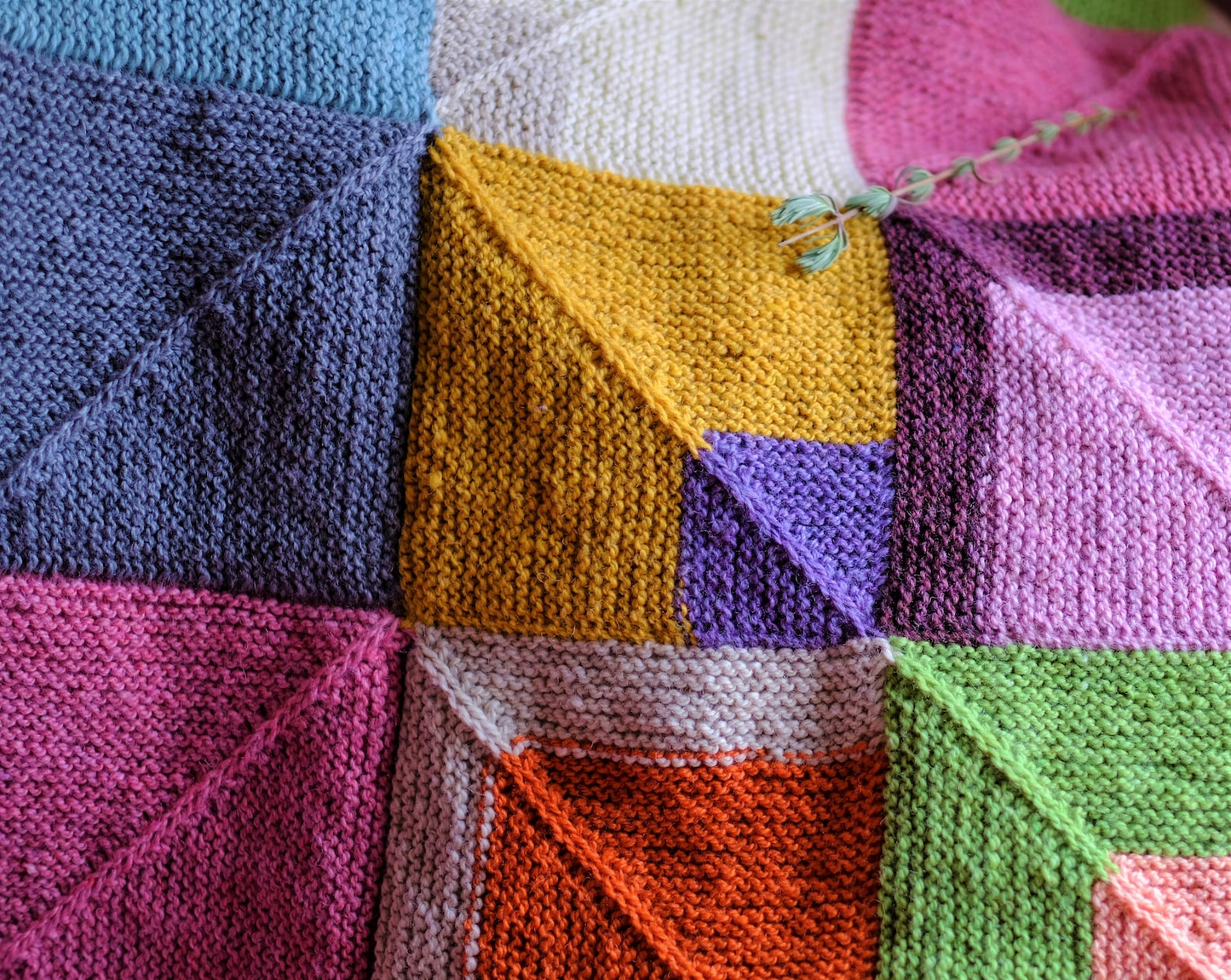 Mitered Square Blanket Knitting Pattern